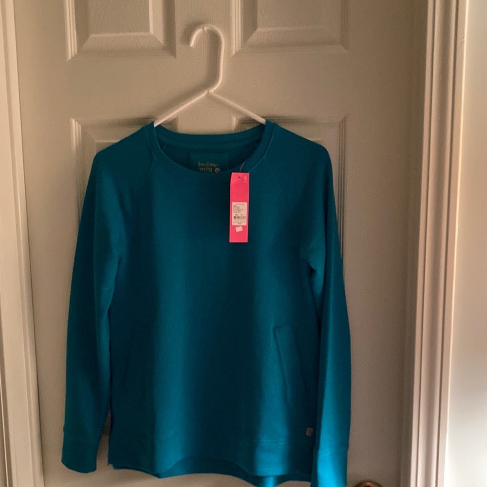 Lilly Pulitzer sweat shirt